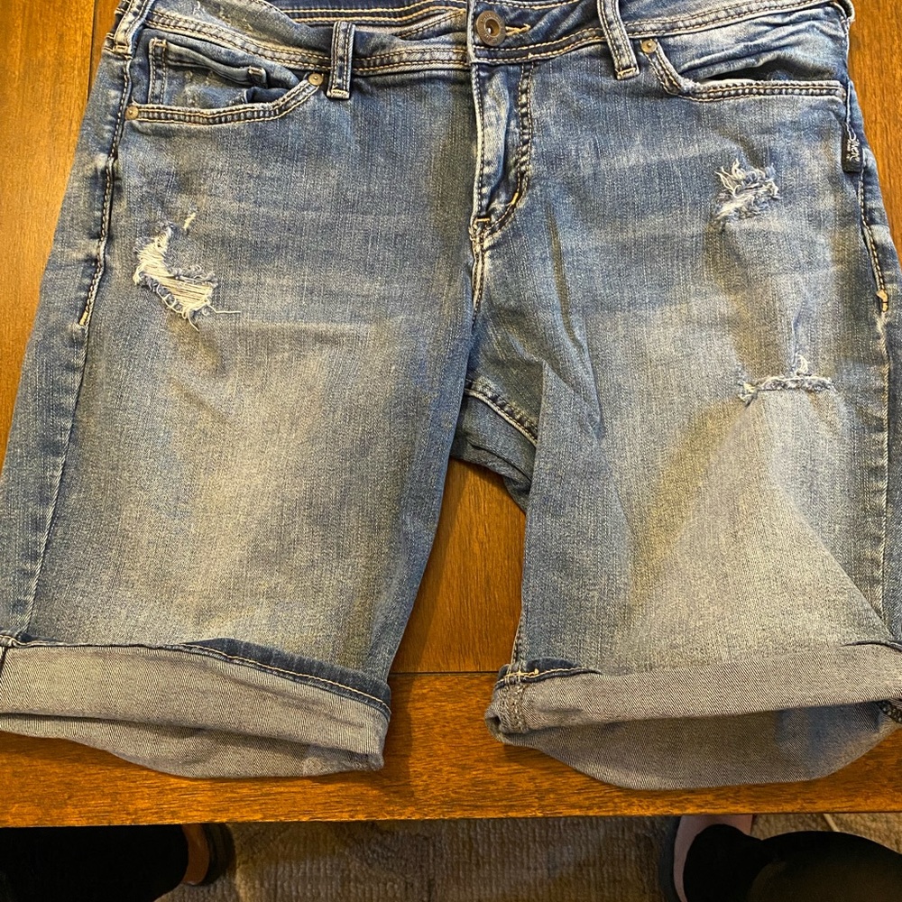 Womens Silver brand denim shorts size 32